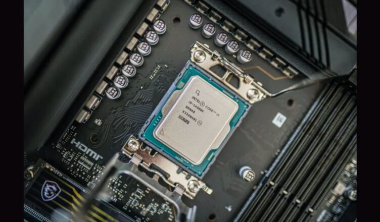 Intel Prepares for the Arrival of a New Monster CPU