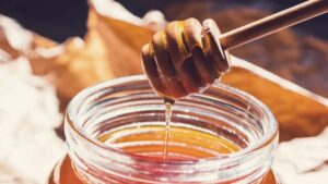 What's Inside a 100-Gram Serving of Honey